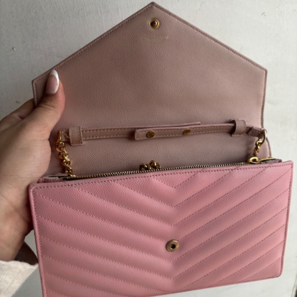 YSL Saint Laurent Matelasse Wallet on Chain (WOC) Grain De Poudre Chevron - Picture 4 of 8